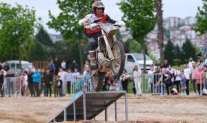 19-mayista-sekapark-genclere-dar-geldi-5aqjyp7V.jpg