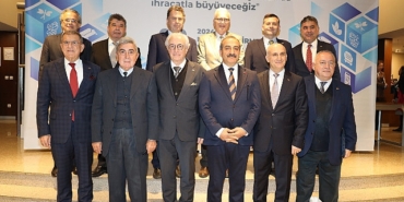 2025-ekonomik-program-ile-kararlilik-yili-ihracatci-doviz-kurunda-enflasyon-kadar-artis-istiyor.jpg