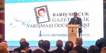 25-baris-selcuk-gazetecilik-odulleri-sahiplerini-buldu-tugay-basin-ozgurlugunun-ve-demokrasinin-tarafindayiz.jpg