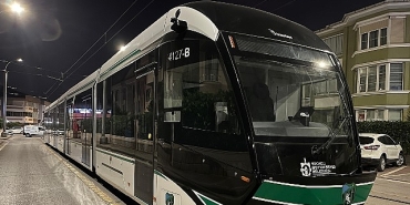 9-tramvay-raylara-indi-son-arac-yolda.jpg