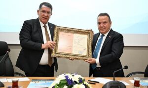 aesobtan-baskan-boceke-hayirli-olsun-ziyareti-tVdzVRDQ.jpg