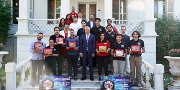 afetlerde-ve-olaganustu-durumlarda-kesintisiz-haberlesme-imkani-sunacak.jpg