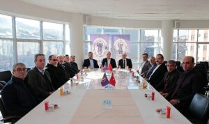 ak-parti-heyetinden-kizilay-ve-nesoba-ziyaret-nmg6hKTT.jpg