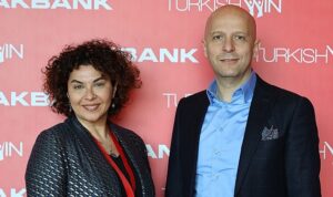 akbank-ve-turkishwin-is-birliginde-binyaprak-kadin-girisimci-mentorluk-programi-basladi-Z2VBVArg.jpg