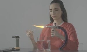 akfen-holdingin-8-mart-dunya-kadinlar-gunu-icin-hayata-gecirdigi-gorundugu-gibi-degil-filmi-J6a17MSC.jpg