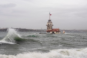 akomdan-istanbul-icin-firtina-uyarisi.jpg