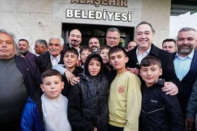 alasehirliler-buyuksehirin-iftar-sofrasinda-bulustu.jpg