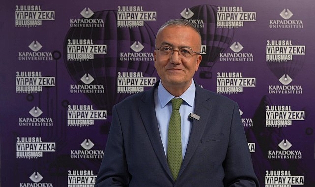 “Alev Alatlı'nın bakış açısı, yapay zekâ çağına da ışık tutuyor”