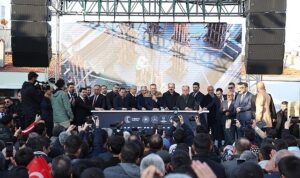 ali-yerlikayanin-katilimiyla-konya-buyuksehir-kadinhaninin-kalbinde-tarihi-bir-kentsel-donusume-imza-atiyor-LjWswuy8.jpg
