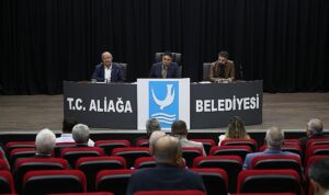 aliaga-belediye-meclisi-toplaniyor-RZZAwMMk.jpg