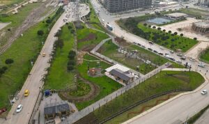 aliagada-reng-renk-bir-bahce-green-park-gQ5au2FK.jpg