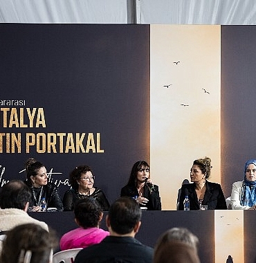 Altın Portakal heyecanında iki film daha seyirciyle buluştu