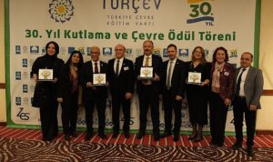 antalya-buyuksehir-belediyesi-20-cevre-odulunu-aldi-NCHlgZav.jpg