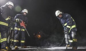 antalya-buyuksehir-belediyesi-itfaiyesi-her-an-deprem-olacakmis-gibi-hazirlaniyor-JAdtpFuD.jpg