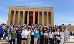 antalya-buyuksehir-belediyesinden-19-mayista-genclere-anlamli-hediye-GUxCDmLn.jpg