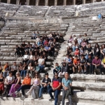 antalya-buyuksehirden-cumhuriyet-haftasinda-cocuklara-aspendos-side-tanitim-gezisi.jpg