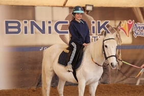 ara-tatilde-230-cocuk-binicilikle-tanisti.jpg