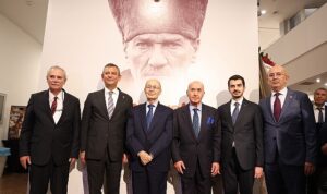 asirlik-bir-tanik-cumhuriyetin-kaleminden-cumhuriyet-LWnKM46y.jpg