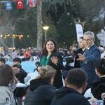 aydin-buyuksehir-belediyesinin-kurdugu-geleneksel-iftar-sofralari-binlerce-aydinliyi-bir-araya-getirmeye-devam-ediyor-6kiKg4xG.jpg