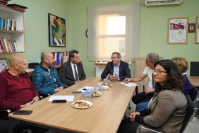 ayvalik-kent-konseyi-yeni-yerine-tasindi.jpg