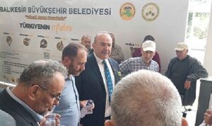 balikesir-buyuksehir-belediyesi-20-mayis-dunya-ari-gunune-yogun-ilgi-P7uPDDRm.jpg