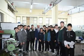 baskan-altay-selcuklu-mesleki-ve-teknik-anadolu-lisesi-ogrencileriyle-bulustu.jpg