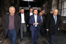 baskan-aridan-isyeri-yanan-esnafa-gecmis-olsun-ziyareti.jpg