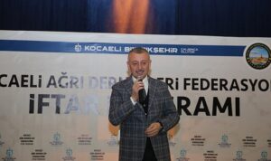 baskan-buyukakin-agri-ve-trabzon-il-derneklerinin-iftar-programina-katildi-rafKS9Mk.jpg