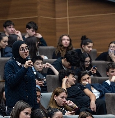 Başkan Büyükakın’dan gençlere kariyer tavsiyesi:  “Hata yapmaktan korkmayın”