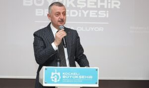 baskan-buyukakin-gebzede-serviscilerle-bulustu-A2yhZQpl.jpg
