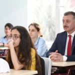 baskan-buyukakindan-kocaelili-ogrencilere-mujde-buyuksehirden-20-bin-ogrenciye-egitim-destegi.jpg