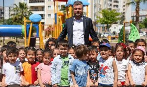 baskan-duman-miniklerle-fidan-dikti-nK43TvzC.jpg