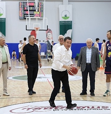 baskan-erkan-aydindan-basketbola-tam-destek.jpg