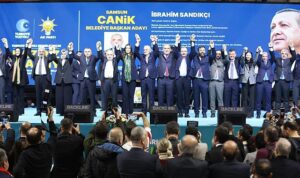 baskan-ibrahim-sandikciyla-yola-devam-Gl4mvfZf.jpg