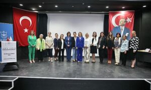 baskan-mutlu-kadinlarin-daha-gorunur-olmasi-en-buyuk-hedefimiz-tC88iOEG.jpg