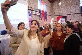 baskan-mutlu-toplumsal-cinsiyet-esitligini-rehber-kabul-ettik.jpg