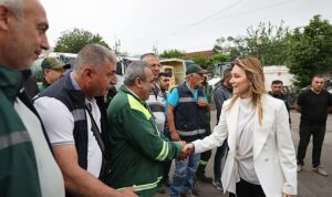 baskan-mutludan-temizlik-isleri-personeline-sabah-vardiyasi-ziyareti-GS8H4H7M.jpg