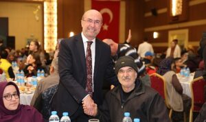 baskan-pekyatirmaci-gunduz-esnaf-ziyareti-aksam-ise-iftar-ve-teravih-bulusmalari-ile-ramazanin-bereketine-P9jFEiHh.jpg