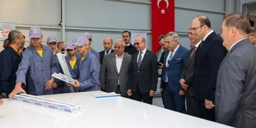 baskan-pekyatirmaci-yil-boyunca-hemsehrilerimizin-yasam-standartlarini-yukseltmek-adina-ihtiyac-duyulan-her-alanda-hizmetler-uretip-yatirimlar-yaptik-dedi.jpg