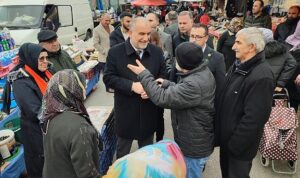 baskan-sandikciya-vatandaslardan-sevgi-seli-vXau2y6Y.jpg
