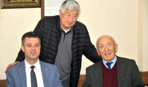 baskan-sarikurt-secim-calismalarini-gece-gunduz-surduruyor-1BJVjGTn.jpg