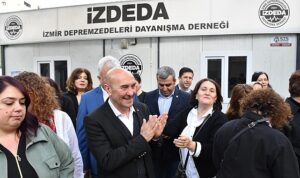 baskan-soyer-izmirden-asla-elimi-cekmeyecegim-qyH8d8Xi.jpg