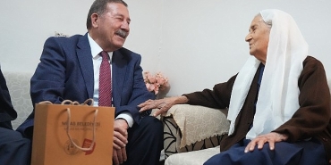 baskan-topuzdan-asirlik-cinarlara-ziyaret.jpg