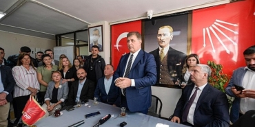 baskan-tugay-bizim-icin-belediye-ailedir.jpg