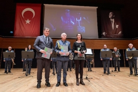 baskan-tugay-izmirin-tarihi-ve-kulturel-mirasina-bu-donemde-cok-daha-fazla-sahip-cikacagiz.jpg