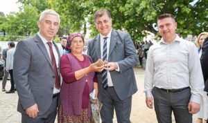 baskan-tugaydan-bergamada-altin-madenine-karsi-birlik-mesaji-hepimizin-mucadele-etmesi-gerek-zbEdV7C4.jpg