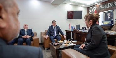 baskan-tugaydan-iyi-partiye-ziyaret-dayanisma-icinde-olalim.jpg