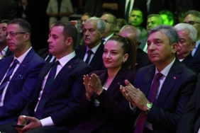 Başkan Vekili Büşra Özdemir Antalya Turizm Fuarı’nda konuştu