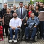bayrakli-belediyesi-engelliler-merkezine-kirmizi-bayrak-plXSjMJm.jpg
