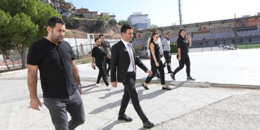 bayraklida-sehit-umit-boz-spor-tesisi-yenileniyor.jpg